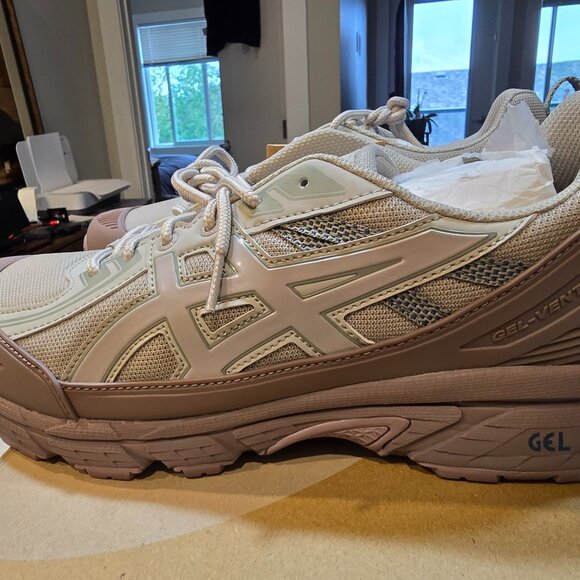ASICS GEL-VENTURE 6 SHIELD 1203A474 500 Oyster Grey Sports Style MENS 10.5 NEW - Picture 1 of 15
